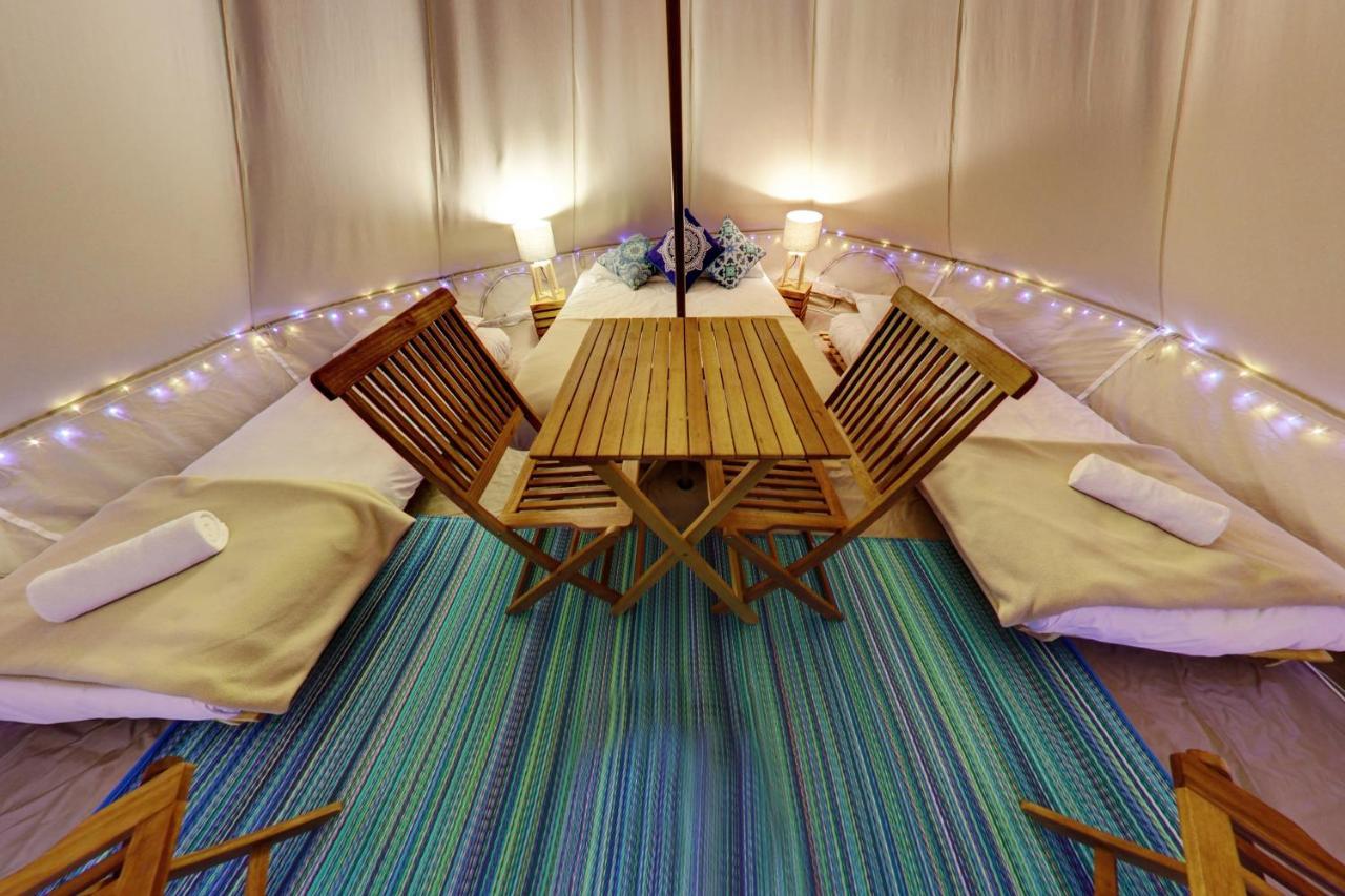 Russell Top 10 Holiday Park ภายนอก รูปภาพ